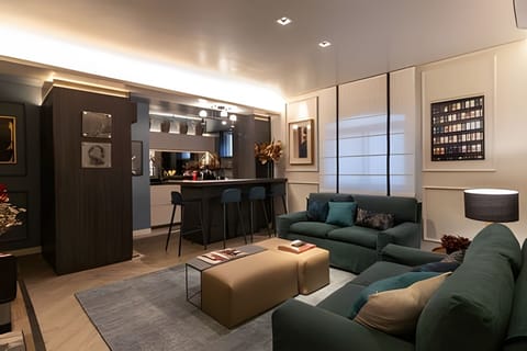 Apartment | Living area | Flat-screen TV