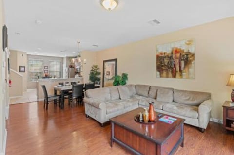Communal lounge / TV room,Living Room