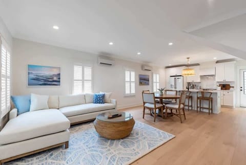 Enjoy the lovely home where you will find everything you need for the best experience imaginable.
