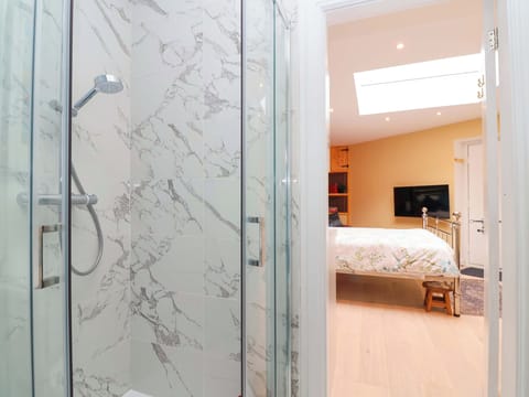 Cottage | 1 bedroom, individually decorated, individually furnished, free WiFi