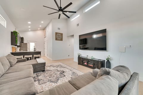 Pottsboro Vacation Rental | 3BR | 2BA | 1,056 Sq Ft