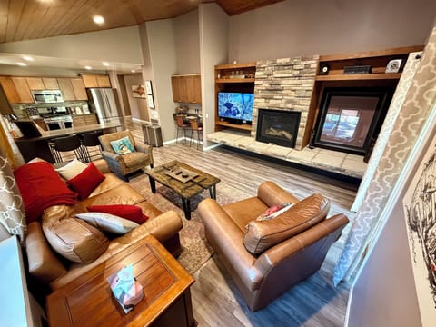 Living Room. 55" Smart Tv.