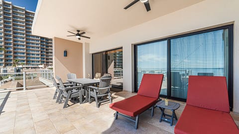 Spacious patio