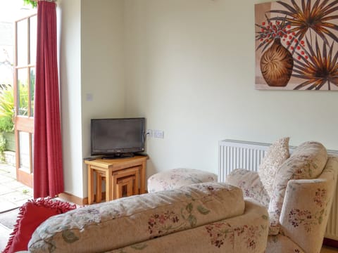 Comfy living area | Virginia Cottage - East Dunley Cottages, Bovey Tracey