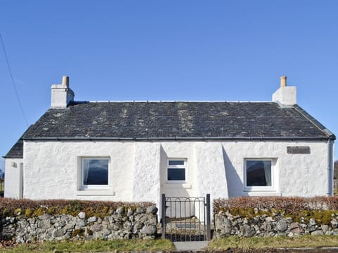 Exterior | Tigh Grianach, North Connel, near Oban