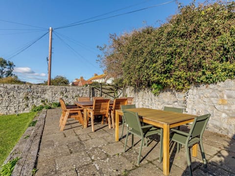Patio | Teal House - Lyme Regis Cottages, Lyme Regis