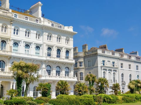 Elliot terrace apartments | Elliott Terrace, Plymouth