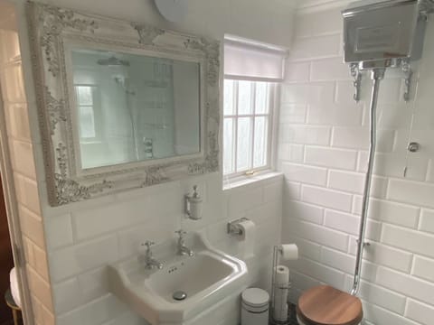 Shower room | Clan Young Suite - the Riever Collective, Berwick-on-Tweed
