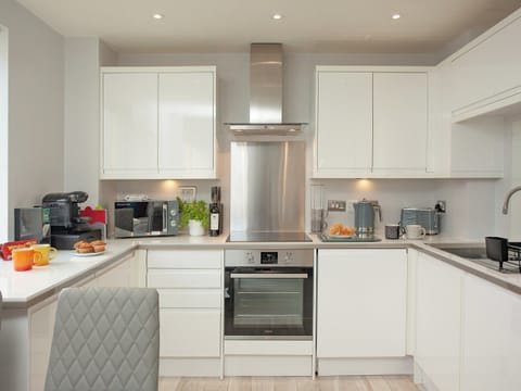 Kitchen | Montpellier Apartment, Teignmouth