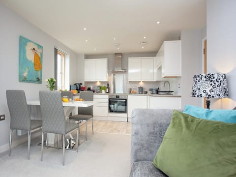 Open plan living space | Montpellier Apartment, Teignmouth