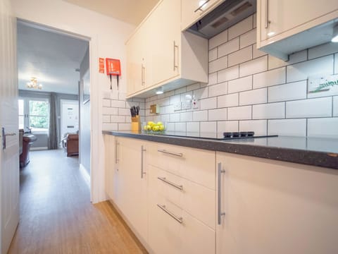 Kitchen | Dalmore - Silverglades Holiday Homes, Aviemore