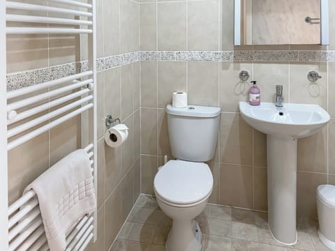 Shower room | River Court, Fort Augustus