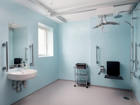 Bathroom | Largo Lodge - Homelands, Lundin Links