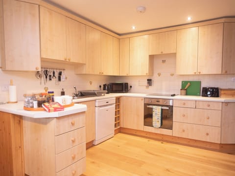 Kitchen area | Steading Cottage - Airds Estate, Port Appin