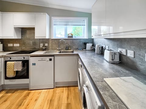 Kitchen | 54, Fort William