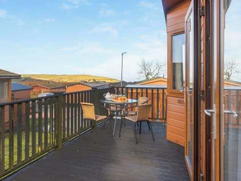 Decking | Driftwood - Mullacott Retreats, Ilfracombe