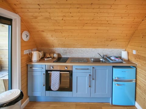 Kitchen | Katie&rsquo;s Pod - Archaracle Pods, Archaracle