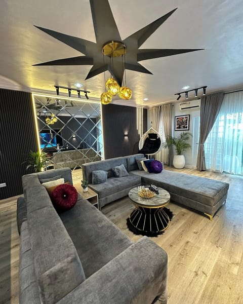 Economy Apartment, Balcony, City View | Living area