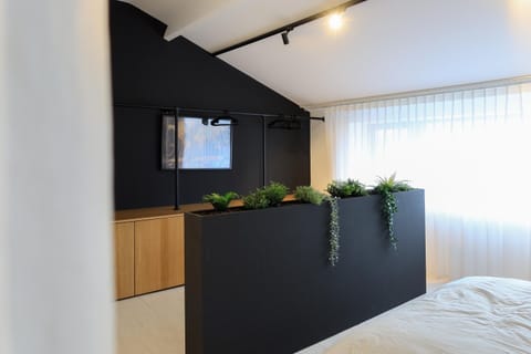 House | 3 bedrooms, individually furnished, bed sheets