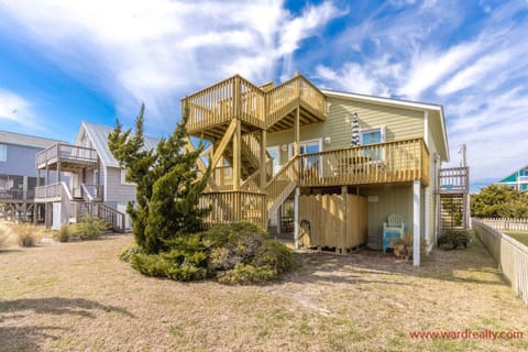 Rear Exterior Beachside Bungalow