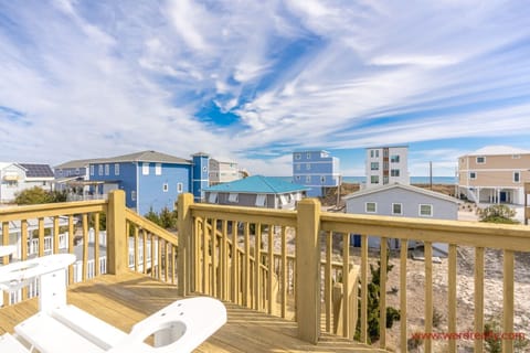 Top Floor Sun Deck with Ocean View II