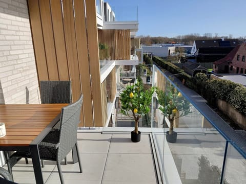 Apartment | Balcony