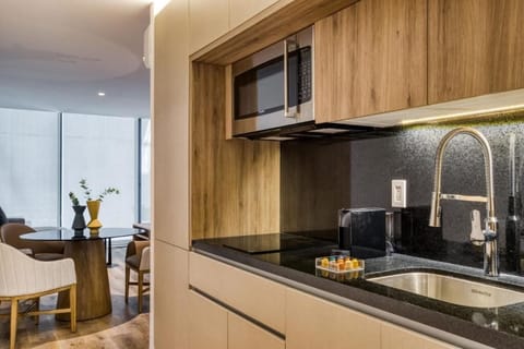 Family Studio, Patio, Courtyard View | Private kitchen