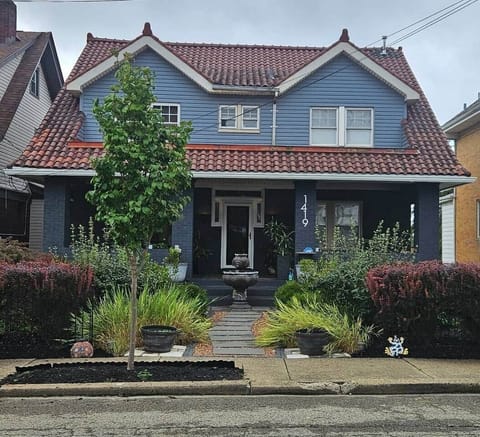 Welcome to this historic craftsman home. You will love the professional landscaping, stunning outdoor oasis in the city, and the antique touches coupled with modern charm and convenience 