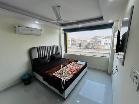Deluxe Double Room, City View | Free WiFi