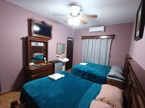 Double Room | Desk, WiFi (free)