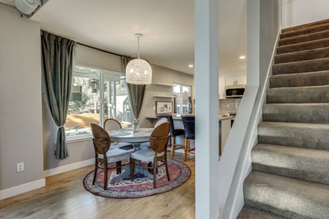 Dining Area | 1st Floor