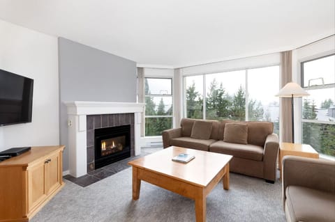 Lounge on comfy sofas while the fire sets the mood.