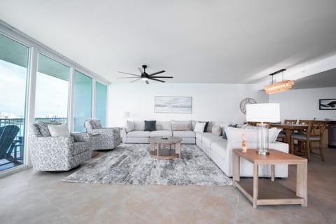 Caribe Resort D707 Living Room