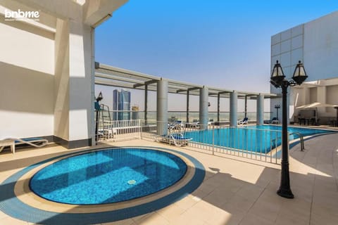 Deluxe Apartment | Pool | Outdoor pool