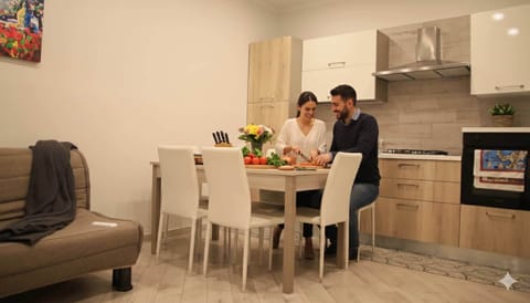House, 1 Bedroom, Accessible | Dining room