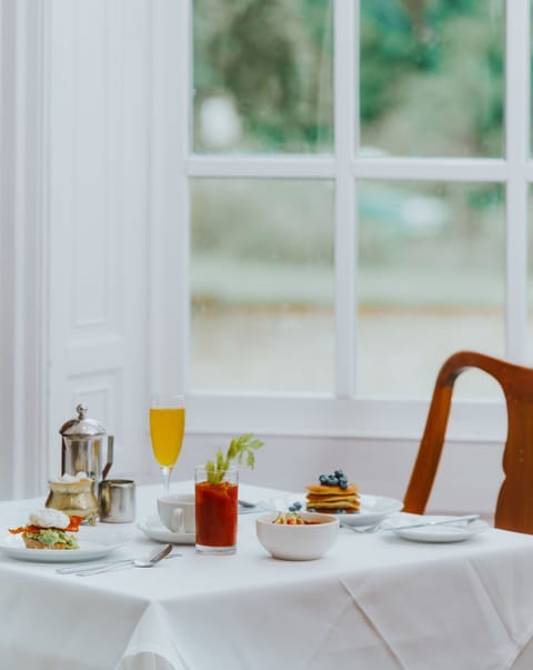 Daily full breakfast for a fee