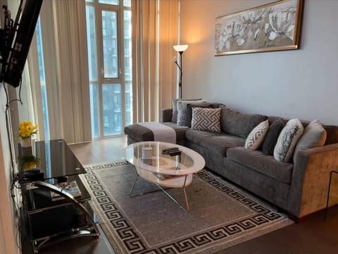 Condo, 2 Bedrooms, Balcony, City View | Living room