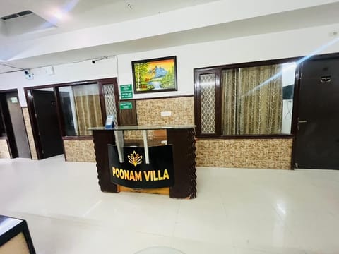 Deluxe Double Room, City View | Lobby