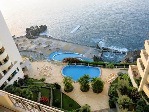 An overwhelming view from the balcony.