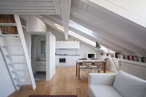 Comfort Loft | Living area | Heated floors