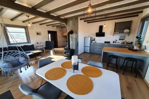 House | Dining