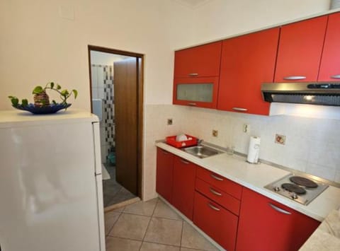 Apartment (Onebedroom Apartment with Loggia and ) | Private kitchen