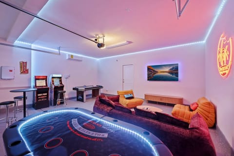 A2 - Arcade Room