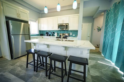 Villa Armoniosa - Stunning 4BR Beachfront Villa w/ Pool & Ocean Views (5504)