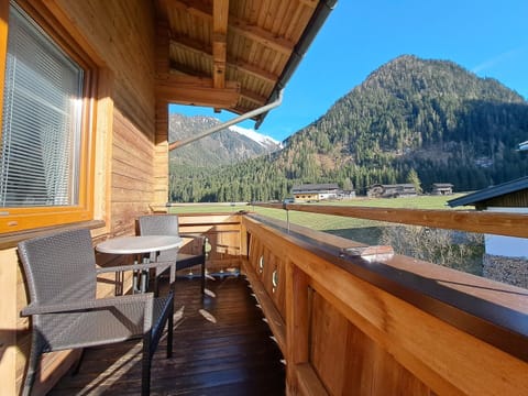 Apartment | Balcony