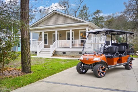 6 Seat golf cart included with your stay!