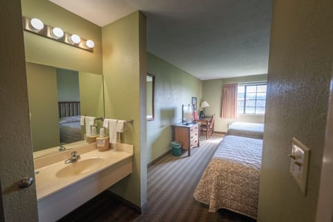 Standard Double Room | Iron/ironing board, free WiFi, bed sheets