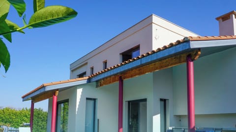 Craquez pour Villa Soléa – piscine privée sans vis-à-vis, jardin clos, clim et tout le confort pour 10 personnes