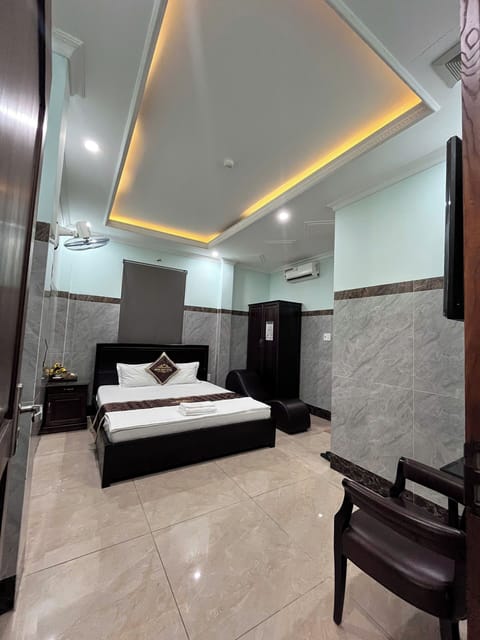 Deluxe Double Room, City View | Desk, laptop workspace, free WiFi