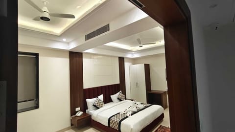 Double or Twin Room, City View | Laptop workspace, free WiFi